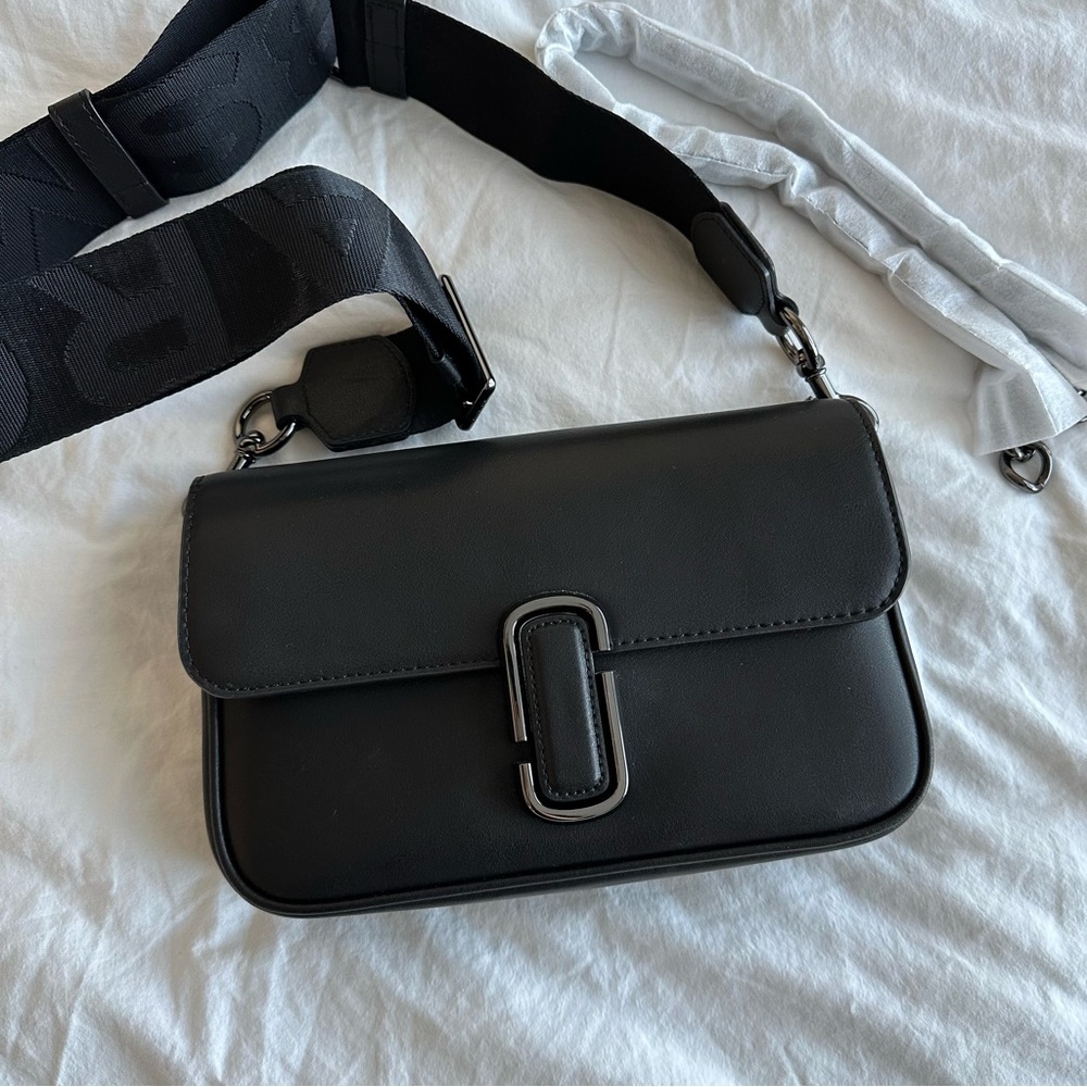 Marc Jacobs J Marc Leather Crossbody Bag